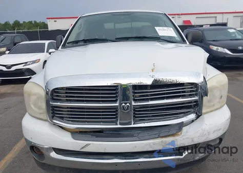 2008 Dodge Ram 1500 Slt z USA, uszkodzony, nr VIN 1D7HA18298S606625